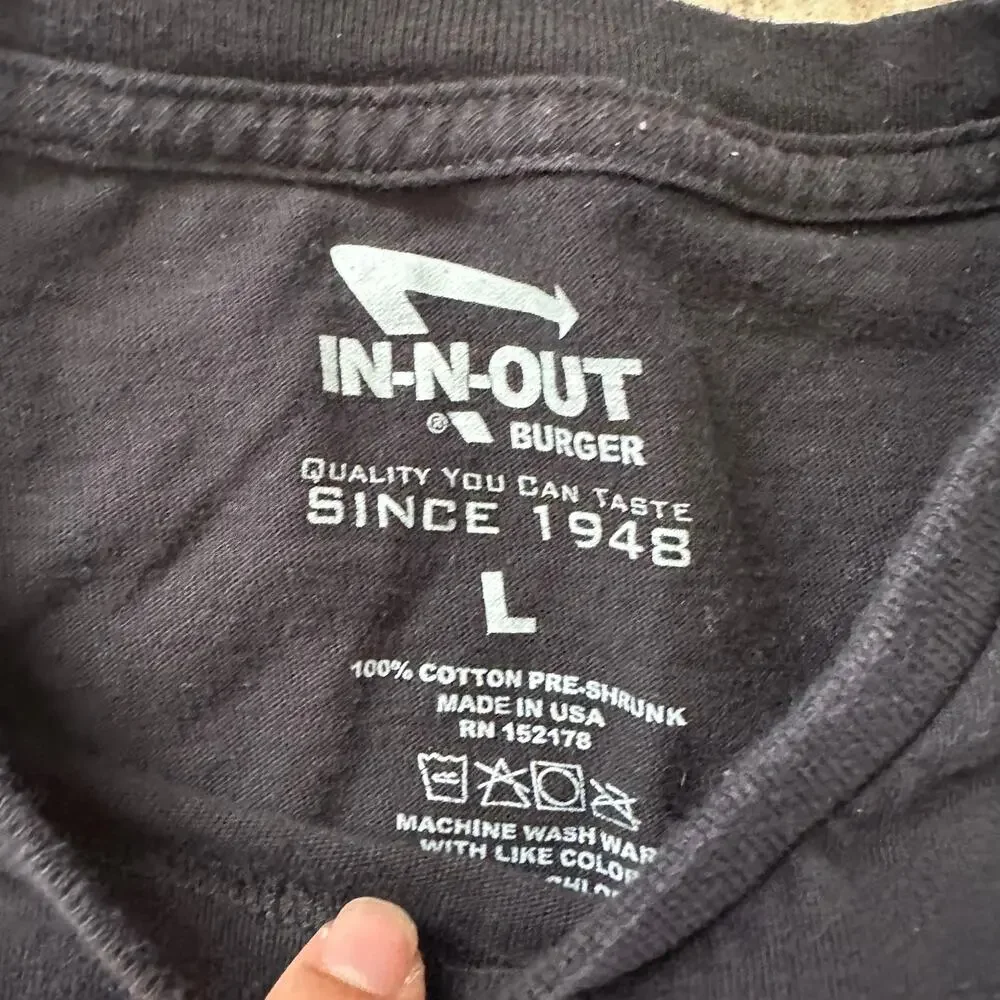 In-N-Out Burger Hamburgers California Short Sleeve Shirt Unisex Black Size Large